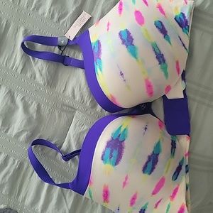 Victoria's Secret push-up up bra